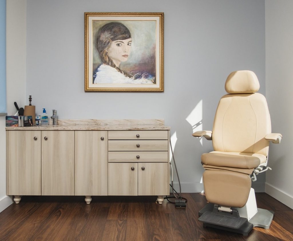 Operating Room | Montreal Centre for Facial Plastic Surgery